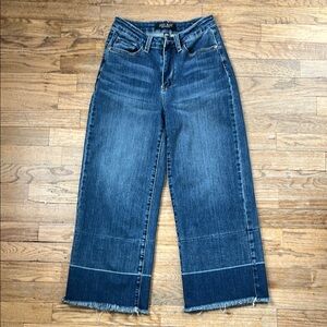 Women's Judy Blue Wide Leg Cropped Jeans